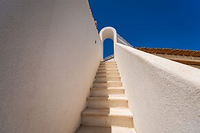 DON LEONARDO PRIVATE POOL VILLAS