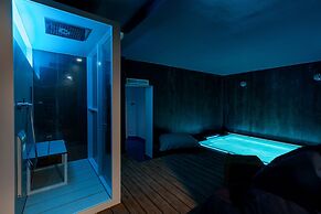 DON LEONARDO PRIVATE POOL VILLAS