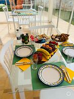 DON LEONARDO PRIVATE POOL VILLAS