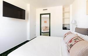 DON LEONARDO PRIVATE POOL VILLAS