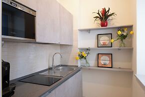 Palazzo Adele Rooms & Apartments