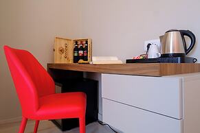 Palazzo Adele Rooms & Apartments