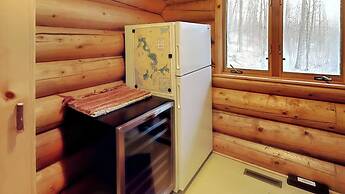 Grand View Log Cabin