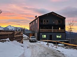 Après Ski Lodge de Montaña