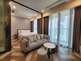 Kotrip Metropole Paradise Vacation