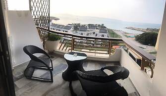 Renovated Apartment, Generator is Included, Beach