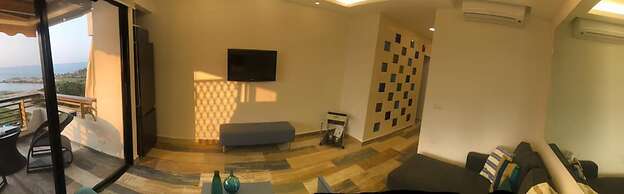 Renovated Apartment, Generator is Included, Beach