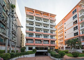 New Nordic Trend 4 by Apartwell