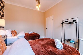 Salford Sanctuary 5 Bed House