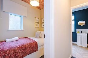 Salford Sanctuary 5 Bed House