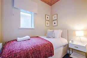 Salford Sanctuary 5 Bed House