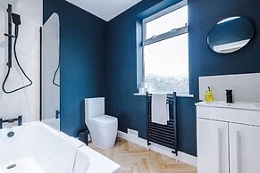 Salford Sanctuary 5 Bed House