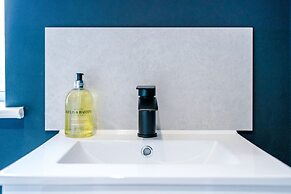 Salford Sanctuary 5 Bed House