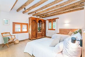 Masia Can Casas