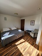 Fjós Guesthouse