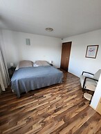 Fjós Guesthouse