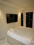 LUXE APARTMENTS