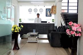 Hotel A1 Plaza - Ahmedabad