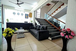 Hotel A1 Plaza - Ahmedabad