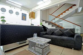 Hotel A1 Plaza - Ahmedabad