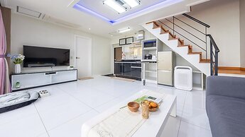 Namhae Kanu720 pet Poolvilla Pension