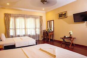 Luminous Angkor Boutique