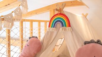 Anmyeondo Bangulbangul Kids Poolvilla