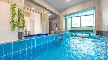 Anmyeondo Bangulbangul Kids Poolvilla