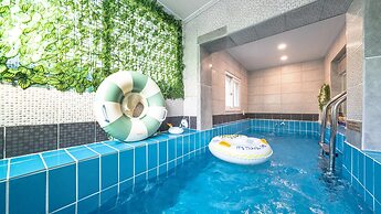 Anmyeondo Bangulbangul Kids Poolvilla