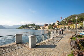 Patty New Apartment in Laveno Center
