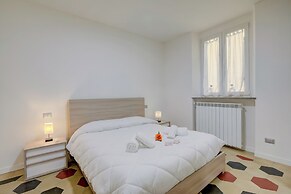 Patty New Apartment in Laveno Center