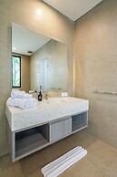 Villa Gantari by GORO