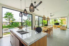 Villa Gantari by GORO