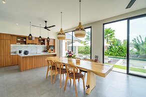 Villa Gantari by GORO