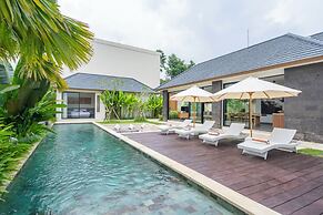 Villa Gantari by GORO