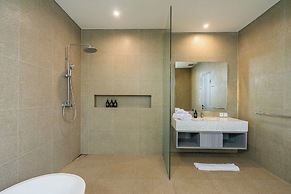 Villa Gantari by GORO