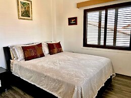 Villa With Pool and Garden 9 min to Beach in Lapta