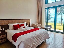 Eben Lake Kivu Cottages and Villas