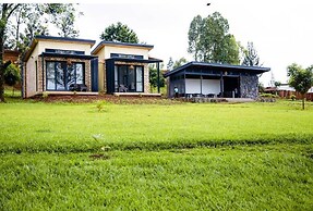Eben Lake Kivu Cottages and Villas