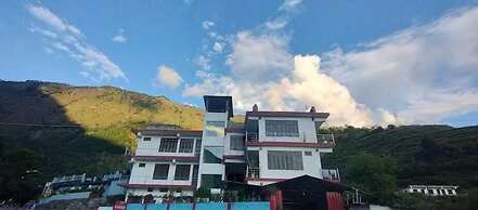 Kandari Guest House