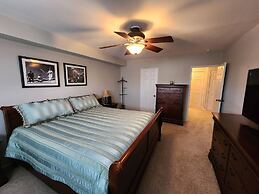 Beautiful APT W Office Area 2BR Long Term