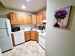 Lovely Spacious 1Br apt With Patio