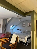 Mt Green Quick Walk to Lift Pool Sauna hot tub