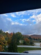 Mt Green Quick Walk to Lift Pool Sauna hot tub