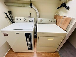 Amazing 2 Bedroom 2 Bath Condo