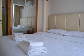 Aymesev Residence Cesme