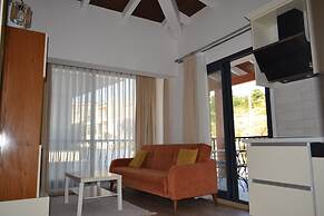 Aymesev Residence Cesme