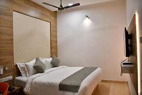 HOTEL ADHIKRISHNA ARCADE