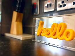 Sheffield Sanctuary - 4 Bedroom House