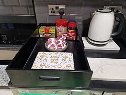 Sheffield Sanctuary - 4 Bedroom House